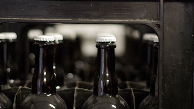 Cancellation of beer in plastic bottles